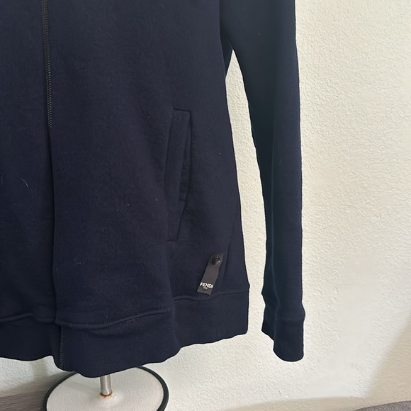 Fendi zip up sweater. 100% Lana wool - Picture 3 of 9
